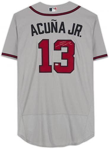 Роналд Acuna - младши . Сива Риза Найки Authentic с автограф Atlanta Braves Authentic - Тениски MLB с автограф